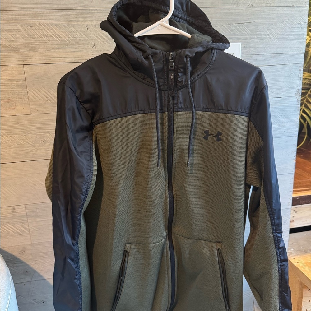 Under Armour‎ Performance Jacket Black and Olive Green
